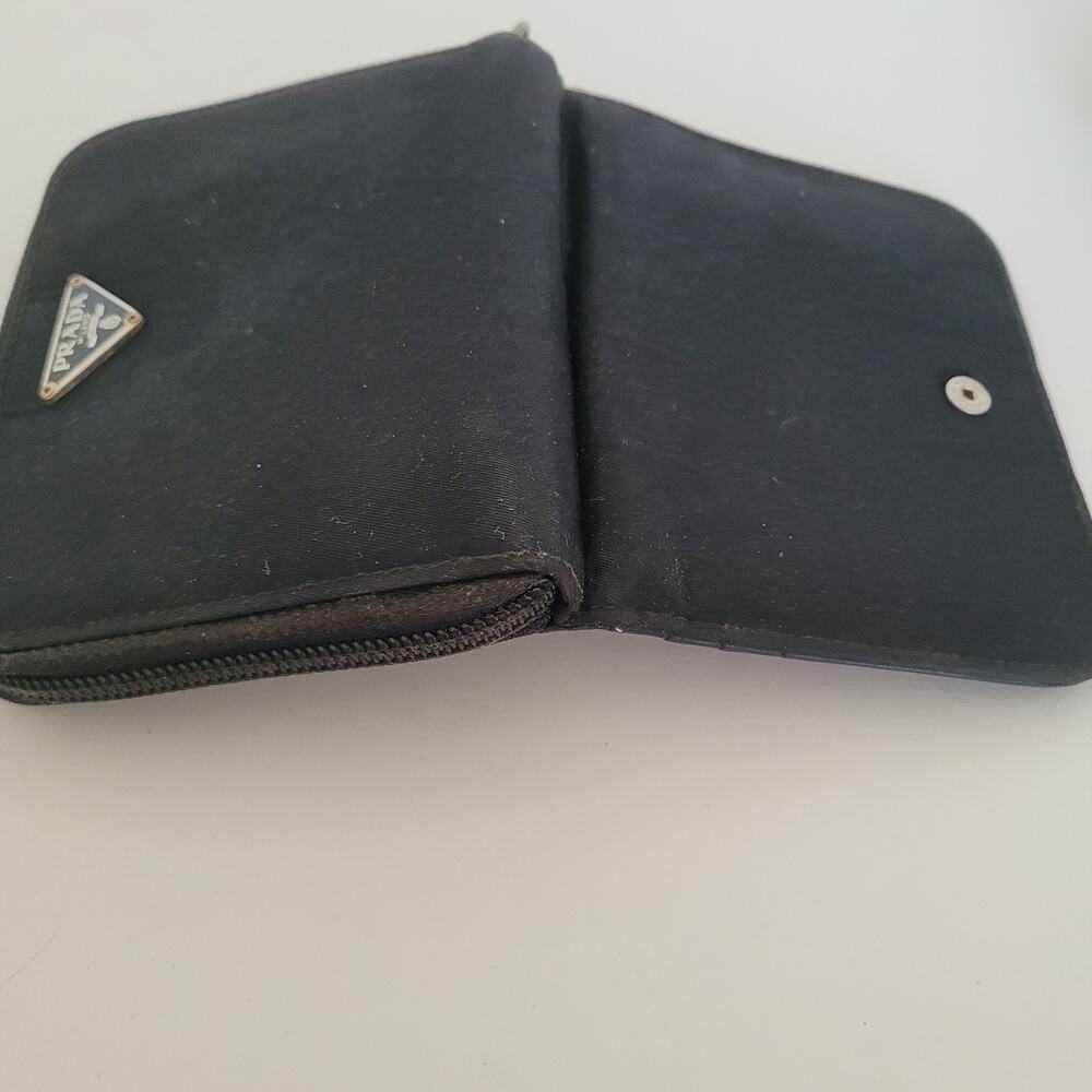 Vintage Prada Milano Black Nylon Saffiano Leather Zip Around Wallet Made in - Picture 10 of 16